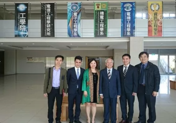 Chuyến thăm quan của các đoàn giáo viên và học sinh Việt Nam sang Đài Loan